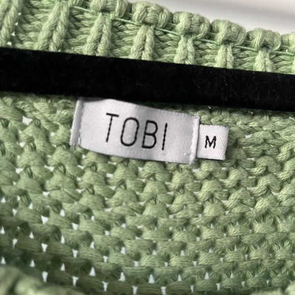 KNIT SWEATER💚🧚🏼‍♀️ - Picture 3 of 3